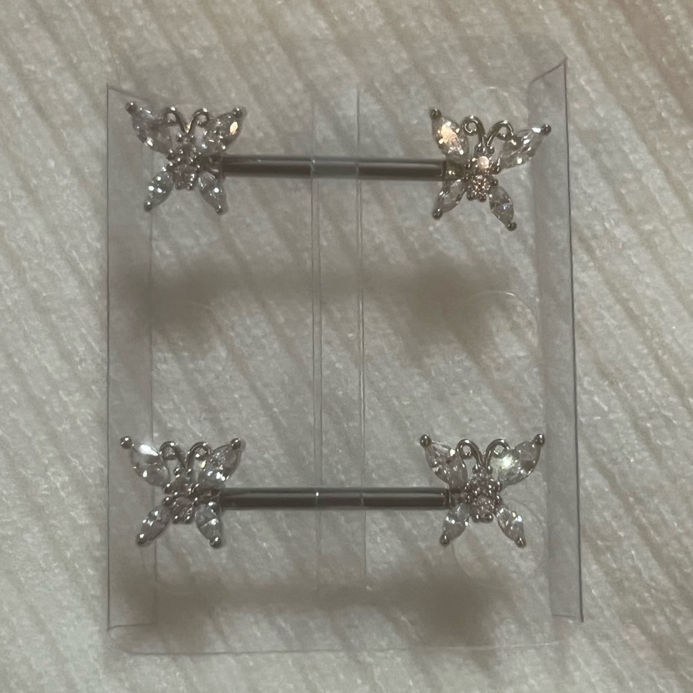 Butterfly nipple rings